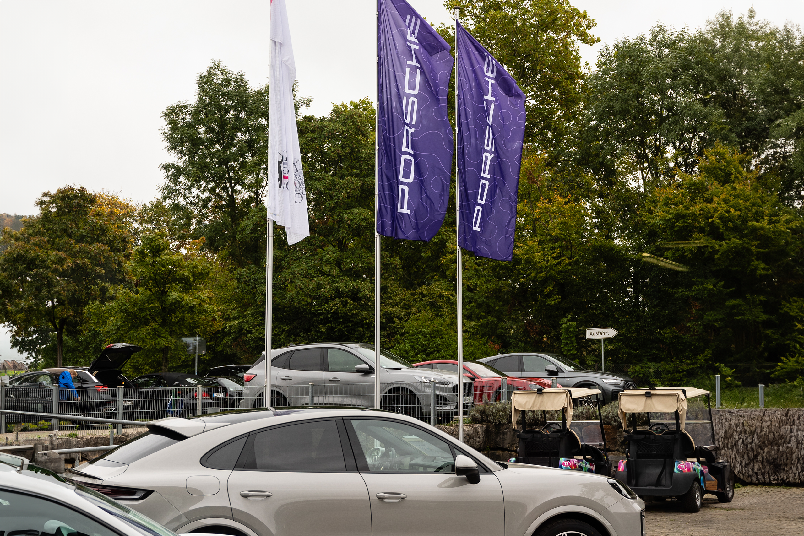 Porsche-Golf_Prismedia