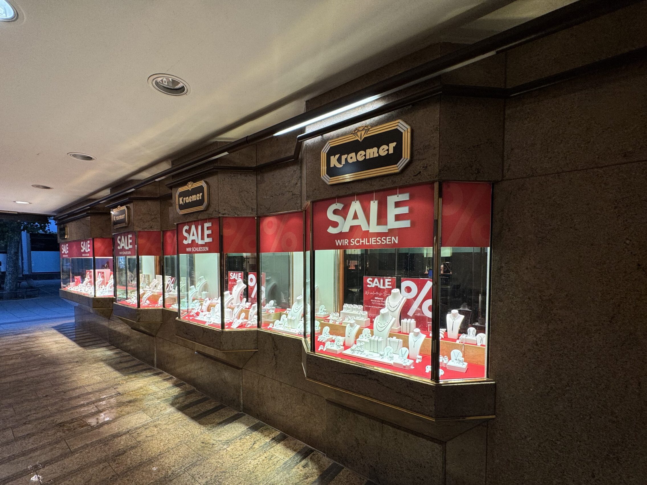 gewerbeimmobilien-fotografie-stuttgart-prismedia-e1767549561524 (1)